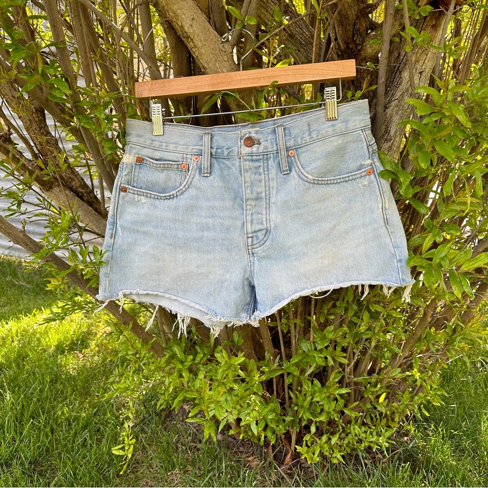 Madewell Relax Denim Shorts: Raw Hem Edition. Size 26.